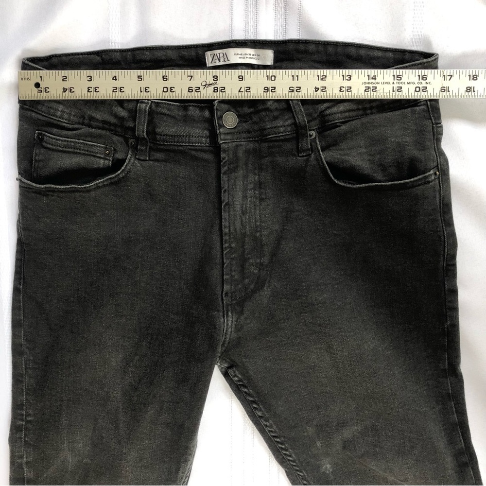 Zara Black Denim Straight Leg Jeans with Some Stretch! Size 36 - Picture 3 of 9